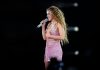 Shakira envía cöndolencias a familiares del trabajador que përdió la vida en el montaje de su show en Brasil