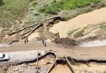 Fuertes lluvias provocan crecida de río e interrumpen el paso entre Coloncito y la Fría en Táchira (+ Detalles)