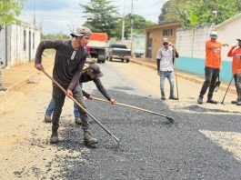 Plan Integral de vialidad se despliega en 8 municipios con el respaldo de las plantas de asfalto regionales (+ Fotos)