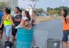 Protęsta en El Chispero, Carúpano por falta de agua y rięsgø eléctrico: vecinos cierran avenida y advięrten posibles nuevas acciones (+ Detalles)