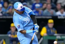 Salvador Pérez desata el poder con su primer jonrón del año y guía la contundente victoria de los Royals en la MLB
