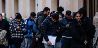 Abierto el plazo de solicitudes para la regularización masiva de extranjeros en España