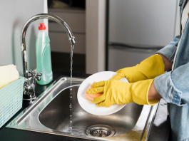 Estudio asegura que cocinar y lavar los platos al mismo tiempo reduce los niveles de êstrés (+ Detalles)