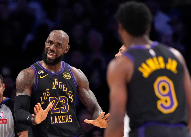 LeBron James destrona a Abdul-Jabbar y se convierte en el jugador con más victorias en la historia de la NBA