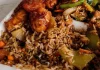 Receta de arroz frito con pollo y verduras: preparación paso a paso para un plato casero lleno de sabor oriental