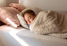 Levantarse a la misma hora incluso los fines de semana se relaciona con una mejor calidad del sueño