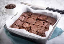 Brownie proteico: postre saludable con pocos ingredientes y fácil de preparar (+ Receta)