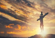 El mundo cristiano se sumerge en el recogimiento para conmemorar el Viernes Santo: un llamado a la reflexión y la redención