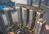 China sorprende con rascacielo horizontal de 300 metros suspendido sobre torres y convertido en ícono arquitectónico futurista