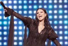 Laura Pausini conquistó la Arena Ciudad de México con un show de tres horas lleno de emoción: llevó a sus fans por un recorrido musical (+ Detalles)