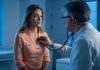 Las palpitaciones son uno de los síntømas que más ansïedad generan: puede ser ëstrés o una arritmïa que requiere acudir al cardiólogo