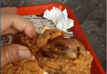 Pölémicä en el Sämbïl: Cliente muestra cómo KFC «esconde» piezas de pollo viejo en sus combos (+ Video)