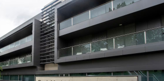 Asociación española de árbitros de fútbol dênuncia al Real Madrid, Florentino Pérez y RMTV