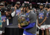 Jalen Brunson es elegido MVP de las Finales de la conferencia este y se lleva el Trofeo Larry Bird