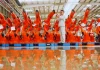 China acelera su industria del futuro: fábricas oscuras, robots coordinados por IA y una nueva era sin dependencia humana