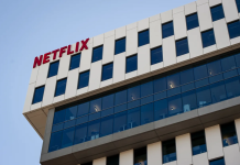 Texas dêmanda a Netflix por recolección indebida de datos y diseño adictivø de su plataforma