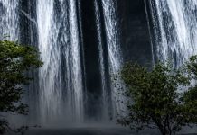 Salto Duruhuaya en Venezuela parece inventado por James Cameron para Avatar por su caída escalonada y el verde eléctrico de su vegetación (+ Video)