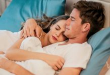 Una pareja que realmente te ama tiene más probabilidades de quedarse dormida y dormir cerca de tí