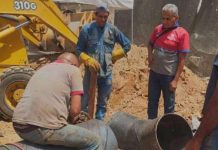 30 metros de tubería subterránea fueron sustituidas para normalizar de forma definitiva el suministro de agua potable del Hospital Clínico Universitario (+ Detalles)