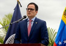 Calixto Ortega asume como gobernador por Venezuela ante el FMI para normalizar relaciones institucionales