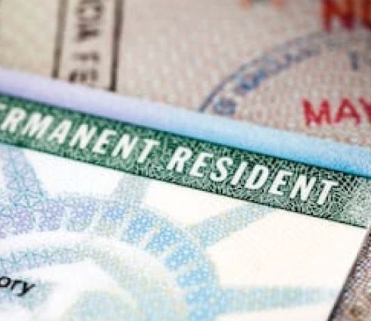 Nuevas exigencias migratorias: EE.UU. requerirá que migrantes temporales salgan del país para tramitar la residencia permanente