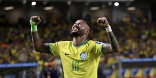 Neymar Jr. sufrë una lësión de grado II y es duda para el debut mundialista de Brasil