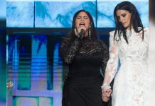 Laura Pausini conmueve al público al cantar junto a Zulinka Pérez la canción que despidió a Rubby Pérez (+ Video)