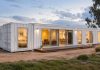 Brasil apuesta por casas prefabricadas modernas de 60 metros con tres habitaciones y rápida instalación