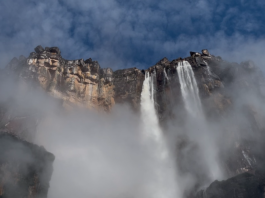 El despertar del gigante: El Salto Ángel alcanza el mejor punto de su caudal gracias a las lluvias de mayo (+ Video)
