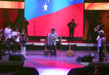 Emotivo homenaje: Niños hacen homenaje a Reynaldo Armas en la Feria de San Celestino (+ Video)