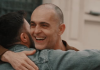 Netflix Rumanía junta a las «personas correctas»: El divertido momento del elenco de “Berlín” con un músico callejero (+ Detalles)
