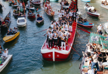Jugadores de Venezia FC celebraron en los canales su regreso a la Serie A de Italia junto a sus fanáticos (+ Detalles)
