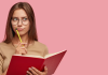 Éxito en la vida o en el amor, pero no ambos: Estudio revela que una mujeres es más inteligente peor le va en su vida sentimental (+ Detalles)