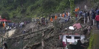 Fuerte temporal en el norte de India dejó al menos 104 muêrtôs y 52 herïdos: varias personas fueron arrâsträdas por vientos extremos (+ Detalles)