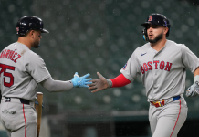 Abreu y Contreras comandan con poder la victoria de Boston en la MLB tras gran jornada de venezolanos ante Padres