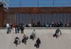 Suspënden temporalmente la ley que permite a Texas dëtener a migrantes en la frontera (+ Detalles)