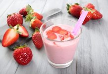 Bebida de fresa cremosa fresca: con equilibrio entre dulzor y textura, ideal para acompañar comidas o disfrutar sola
