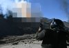 Policía y Ejército de Bolivia se enfrentan con manifęstantes durante operativos para desbløquear carreteras en medio de prøtestas