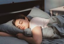 Las mujeres que duermen entre 7 y 9 horas por noche pierden un 55% más de grasa corporal que aquellas que duermen menos de 7 horas, según estudio