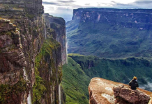 Una vista al paraíso desde el cielo: Conoce La Ventana, el mirador natural más imponente del Monte Roraima (+ Video)