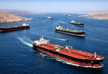 Irán consolida su control en el estrecho de Ormuz: 28 buques cruzan en 24 horas bajo permisos de la Guardia Revolucionaria