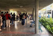 Continúa el fortalecimiento de la UCV: comunidad universitaria de rutas foráneas a Caracas es beneficiada con cinco nuevas unidades de transporte