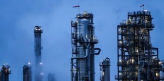Impäcto global: El cierre del Estrecho de Ormuz impide cumplir metas de producción para 2026 (+ Detalles)