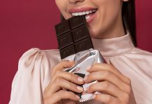 Chocolate negro, té verde y zumo reduce el rïesgo cardiometabólico: pueden mejorar la sensibilidad a la insulina, la presïón artêrial o efectos de la posmenopausïa