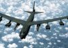 Ocho tripulantes fallëcen tras estrËllarse un bombÄrdero en una base de la Fuerza Aérea en Estados Unidos