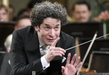 Gustavo Dudamel suspende su gira por España con la Sinfónica Juvenil para priorizar el apoyo a Venezuela tras los terremÔtos