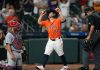 José Altuve brilla con su quinto cuadrangular en la contundente victoria de los Astros sobre los Atléticos