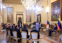 El Esequibo es nuestro: Presidenta (E) Delcy Rodríguez honra a la delegación que defiende la integridad territorial ante la CIJ (+ Fotos)