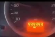 «¡Su carro vilvió a cero!»: El histórico momento viral de un conductor tras 15 años de espera (+ Video)
