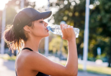Más allá del agua: los alimentos que deberías evitar cuando la temperatura sube (+ Detalles)